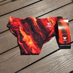 TYR Men's Boy's Durafast Aries Red Tie Dye Allover Swim Racer Brief SZ 28 New